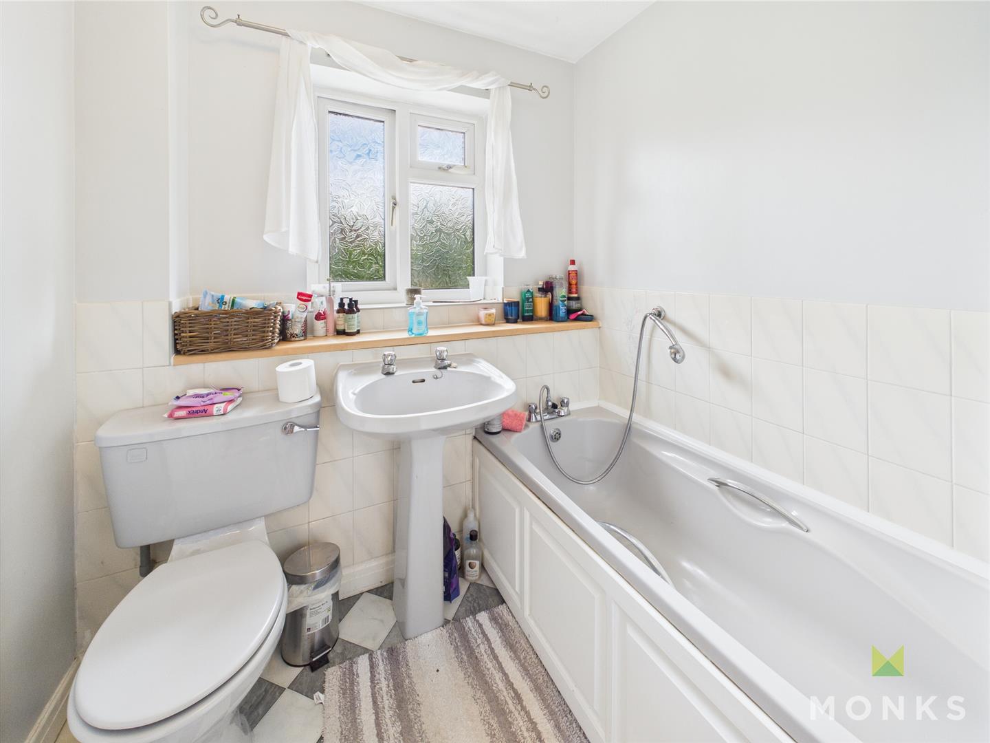 18 Millers Green, Shrewsbury, SY1 2UB SSTC